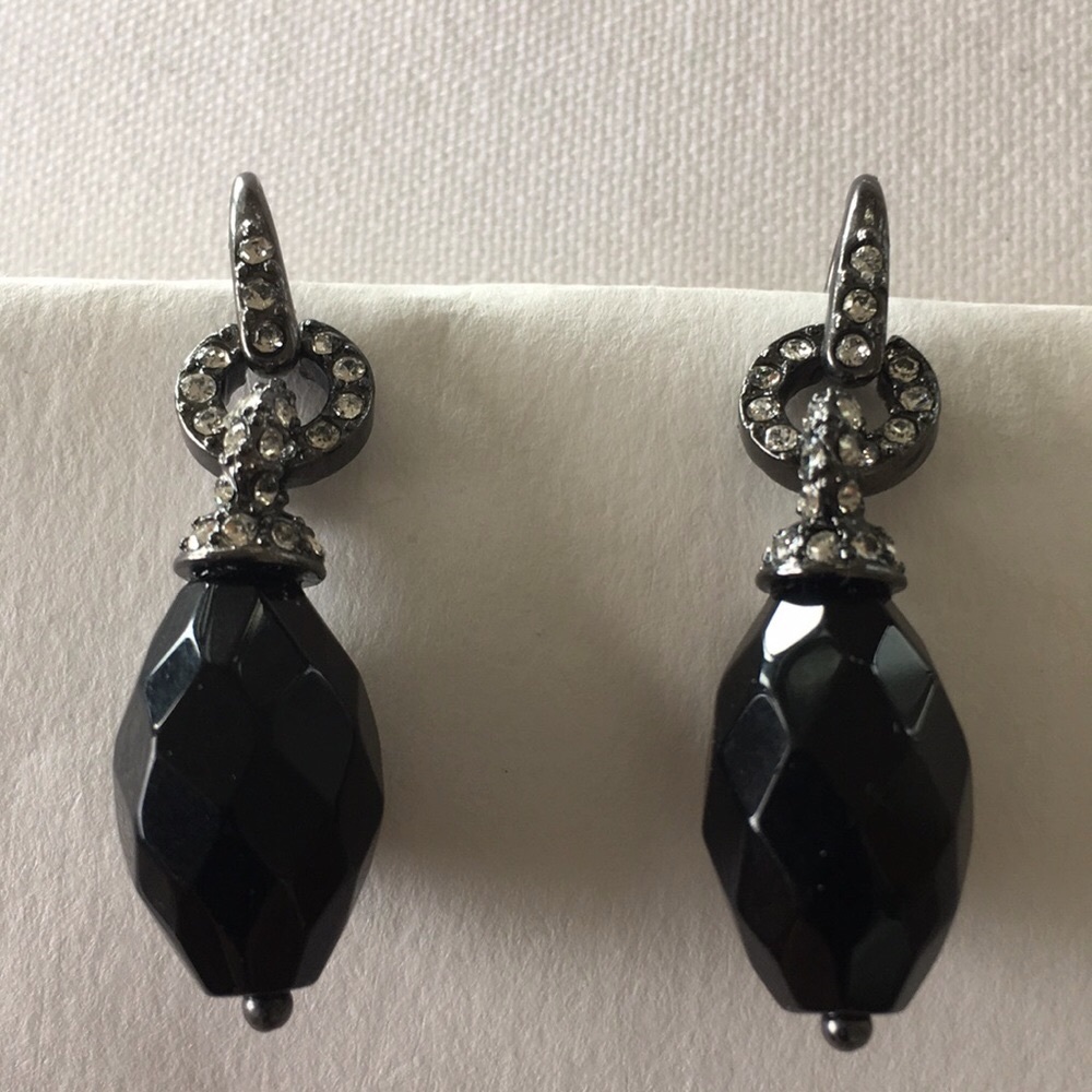 Monet dangle Black Earrings w/rhinestones